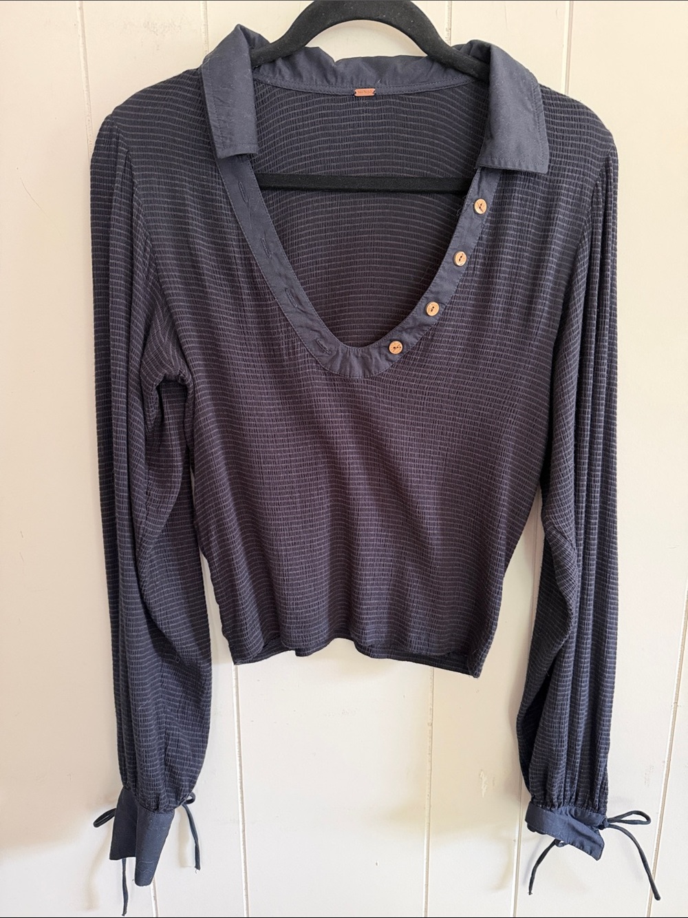 Free People Black Long-Sleeve Collared Top Small Boho Indie Earthy Grunge